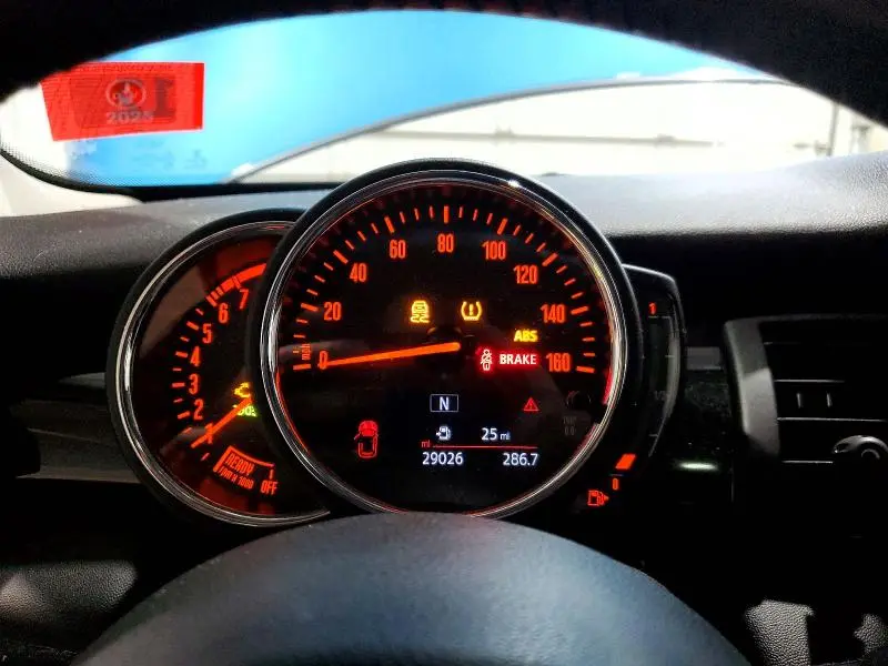 2019 MINI COOPER S  