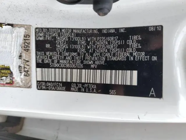 2011 TOYOTA SIENNA LE  