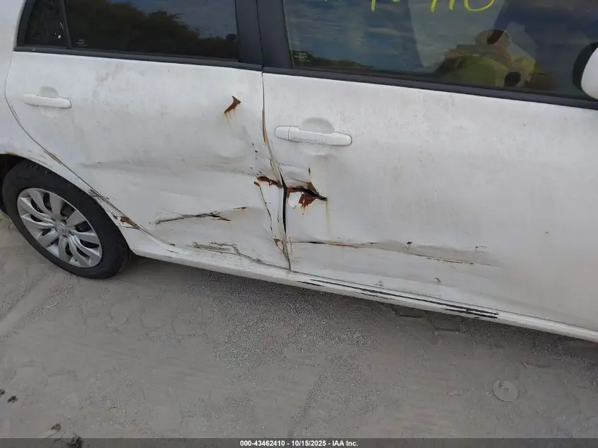 2012 TOYOTA COROLLA LE