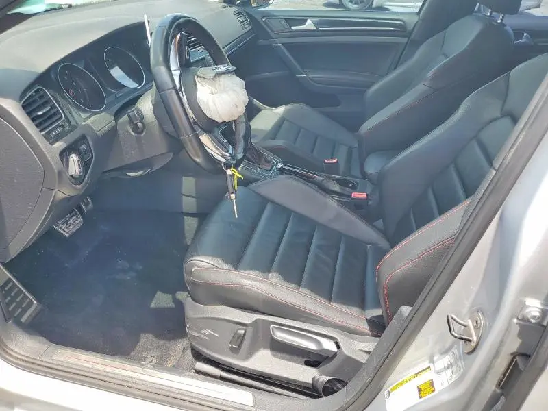 2016 VOLKSWAGEN GTI S/SE  