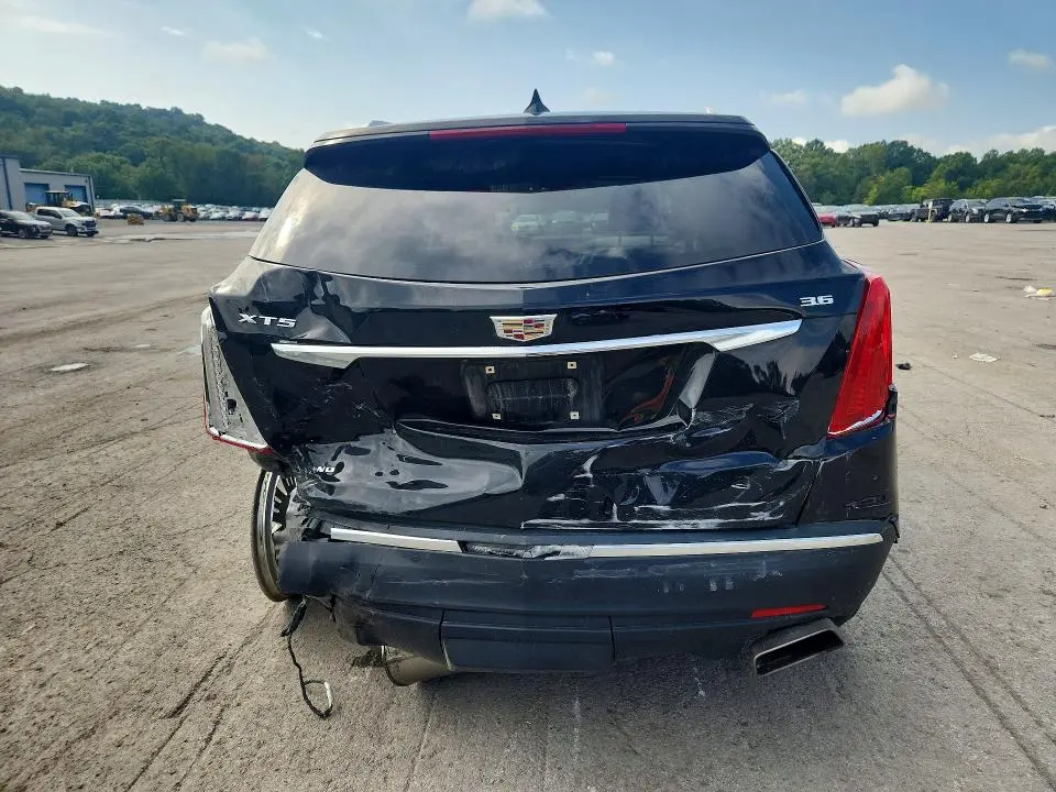 2017 CADILLAC XT5 PREMIUM LUXURY  