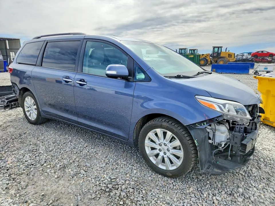 2015 TOYOTA SIENNA LIMITED 7-PASSENGER  