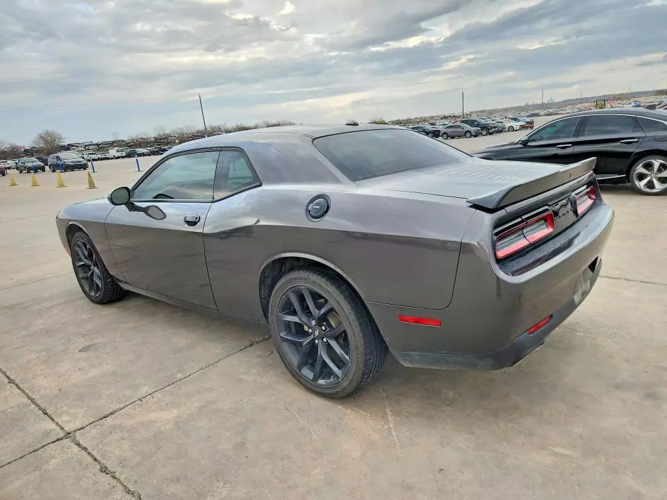 2022 DODGE CHALLENGER SXT  
