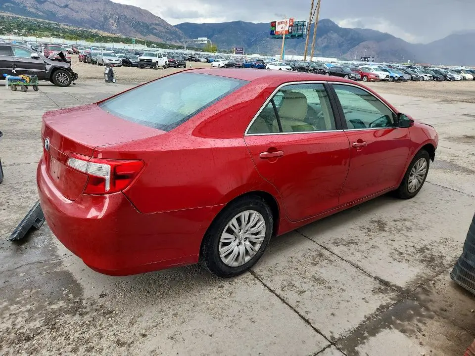 2014 TOYOTA CAMRY L  