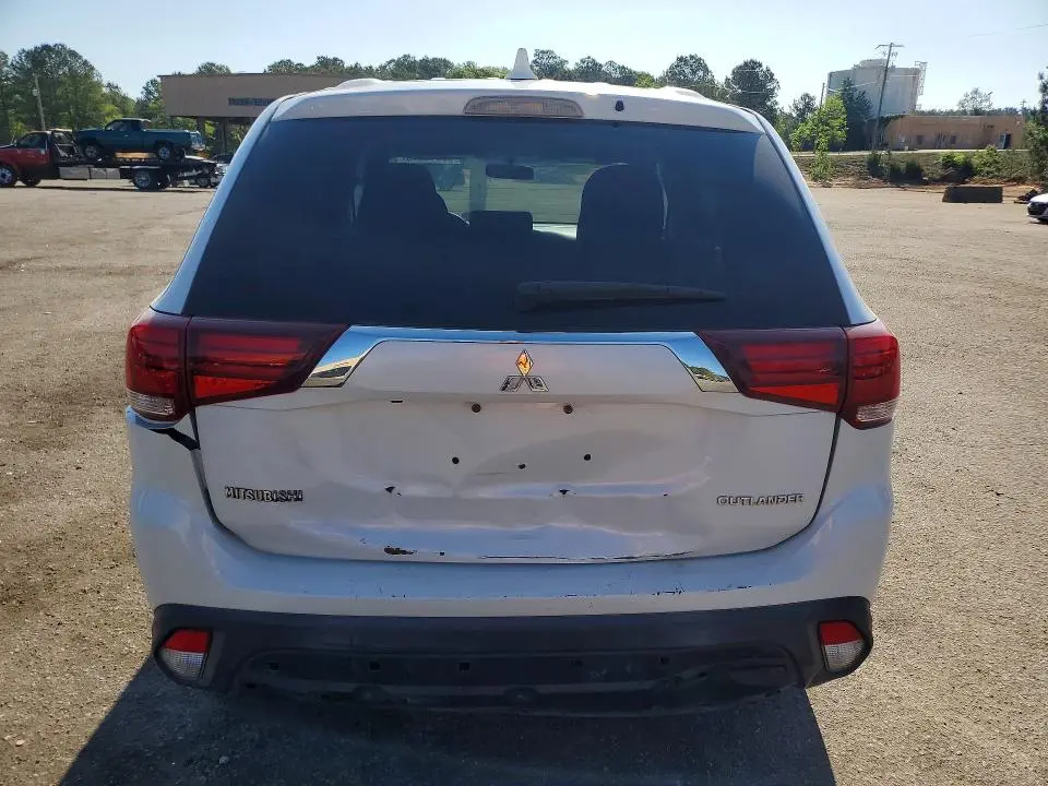 2019 MITSUBISHI OUTLANDER ES  
