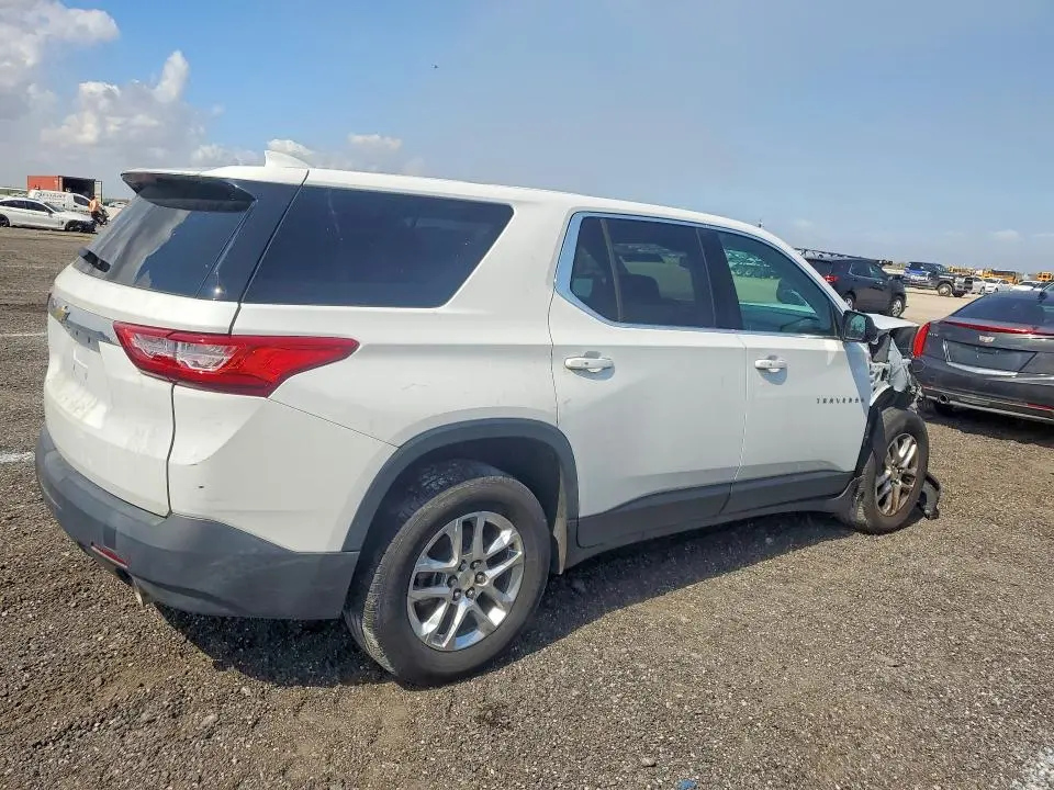 2018 CHEVROLET TRAVERSE LS  