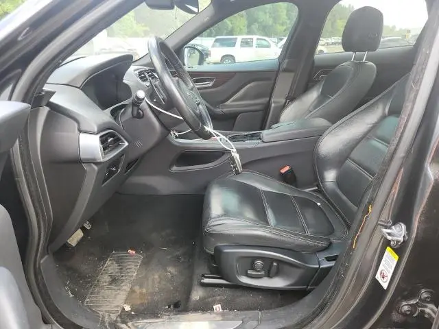 2017 JAGUAR F-PACE PRESTIGE  