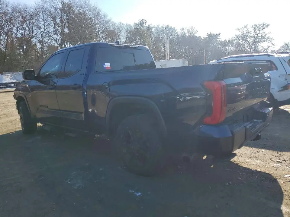 2023 TOYOTA TUNDRA DOUBLE CAB SR  