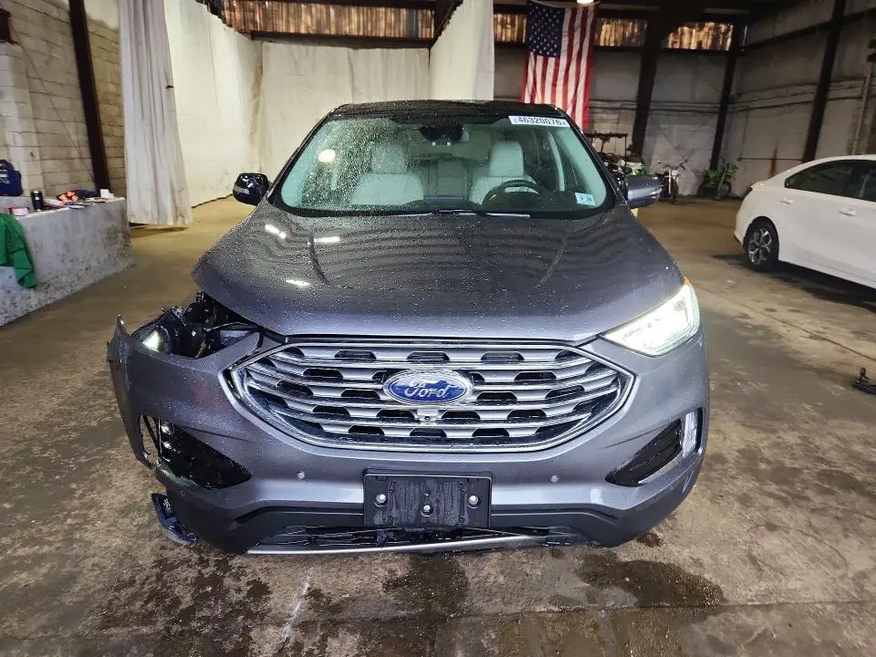 2021 FORD EDGE TITANIUM  