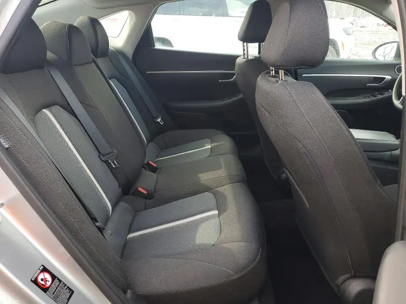2020 HYUNDAI SONATA SE  