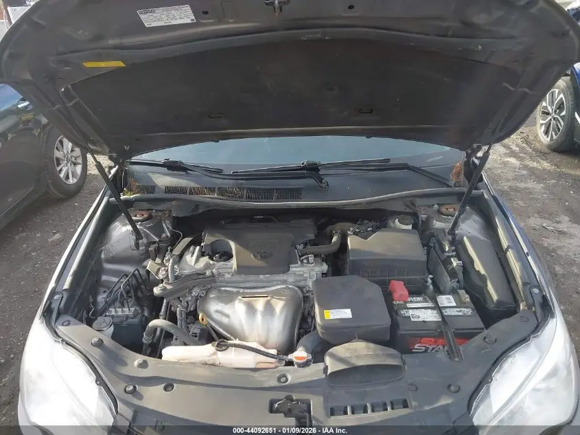 2016 TOYOTA CAMRY LE