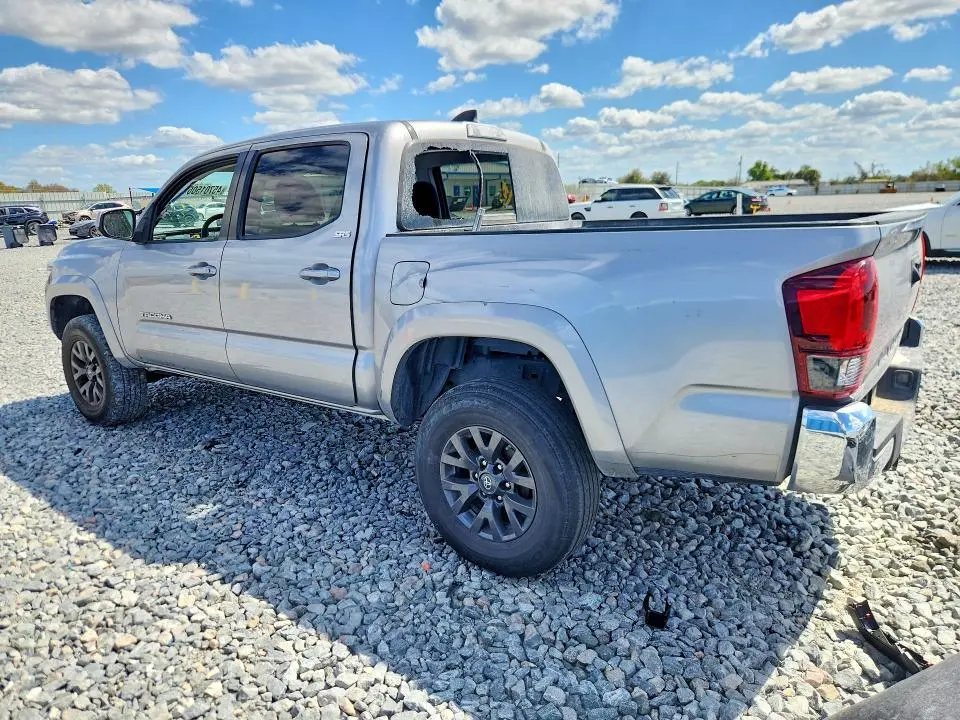2021 TOYOTA TACOMA SR5 V6  