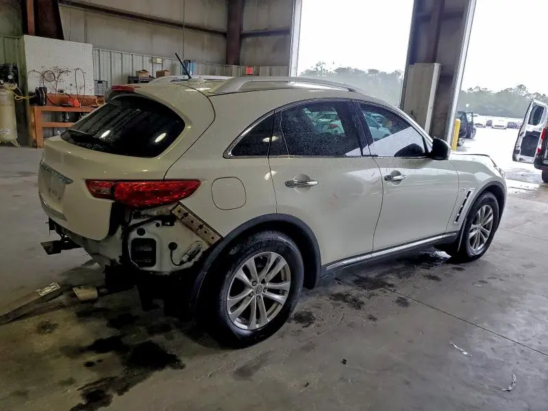 2014 INFINITI QX70   