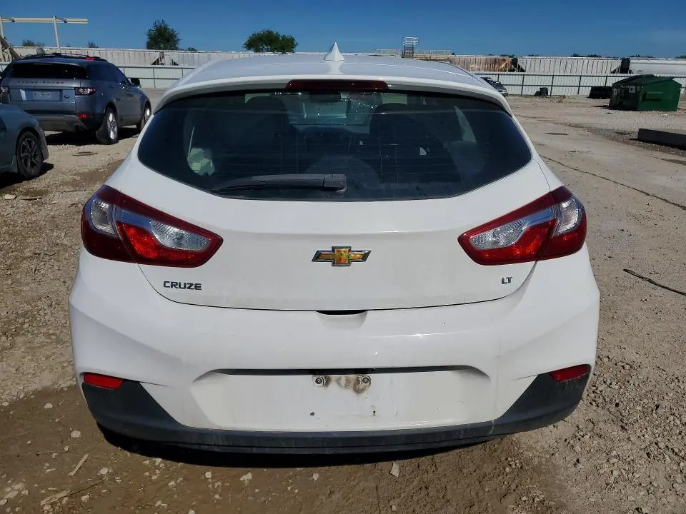 2018 CHEVROLET CRUZE   