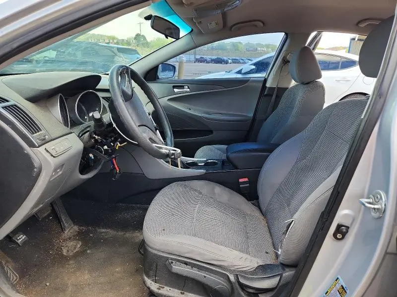 2011 HYUNDAI SONATA GLS  