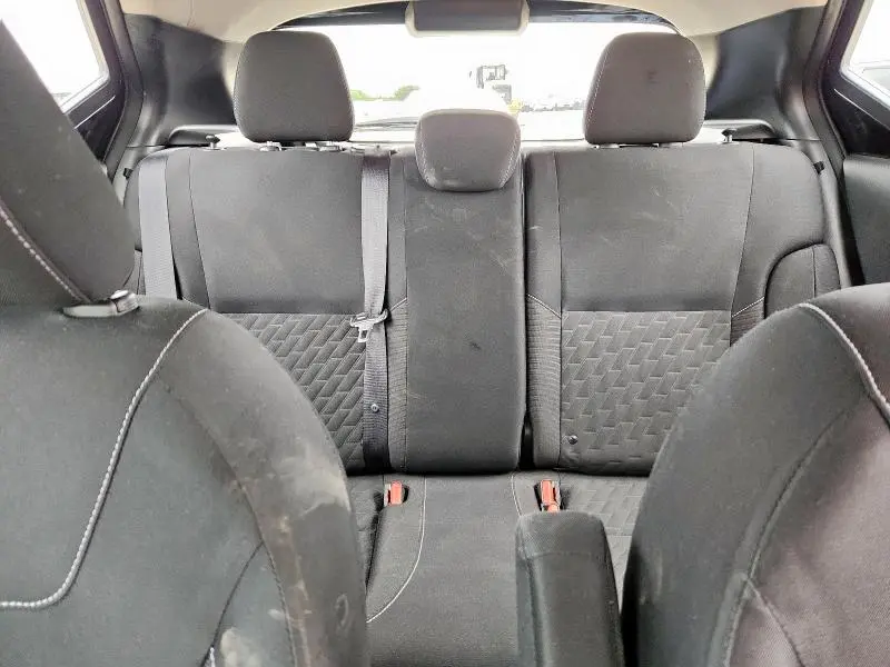 2022 NISSAN KICKS S  