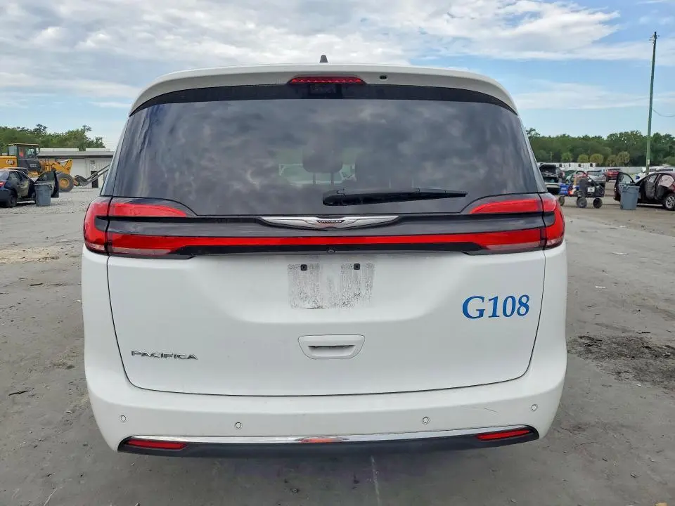 2023 CHRYSLER PACIFICA TOURING  