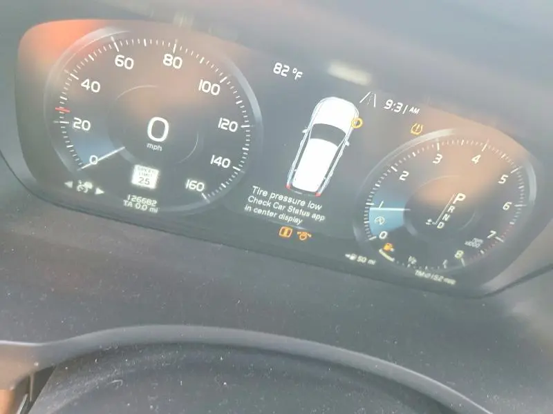 2018 VOLVO XC90 T6  