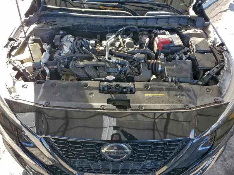 2022 NISSAN ALTIMA SR  