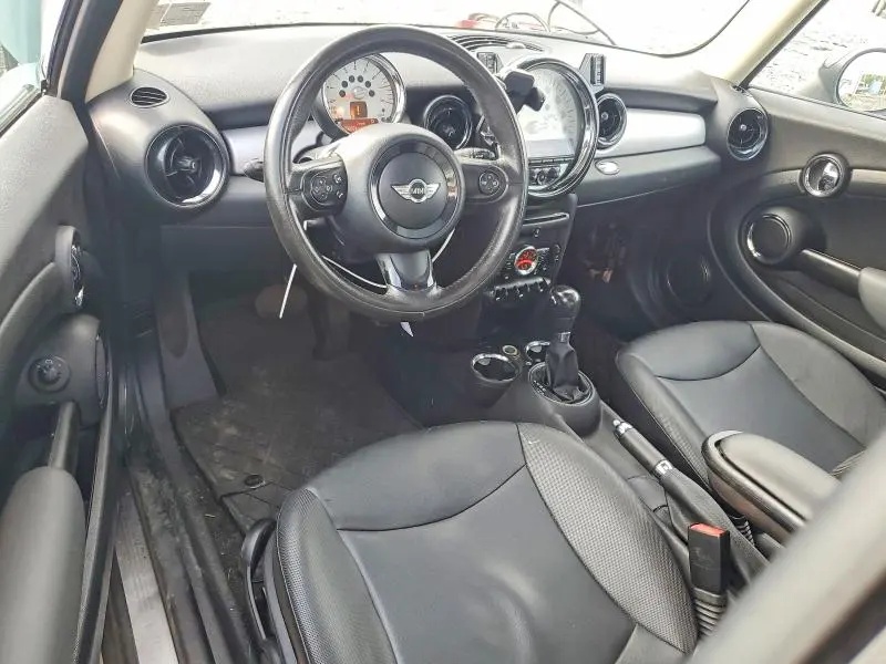 2012 MINI COOPER   