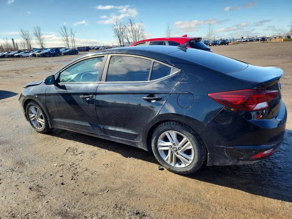 2019 HYUNDAI ELANTRA SE  