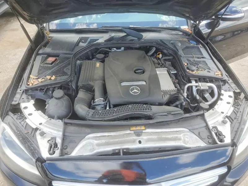 2015 MERCEDES-BENZ C 300  
