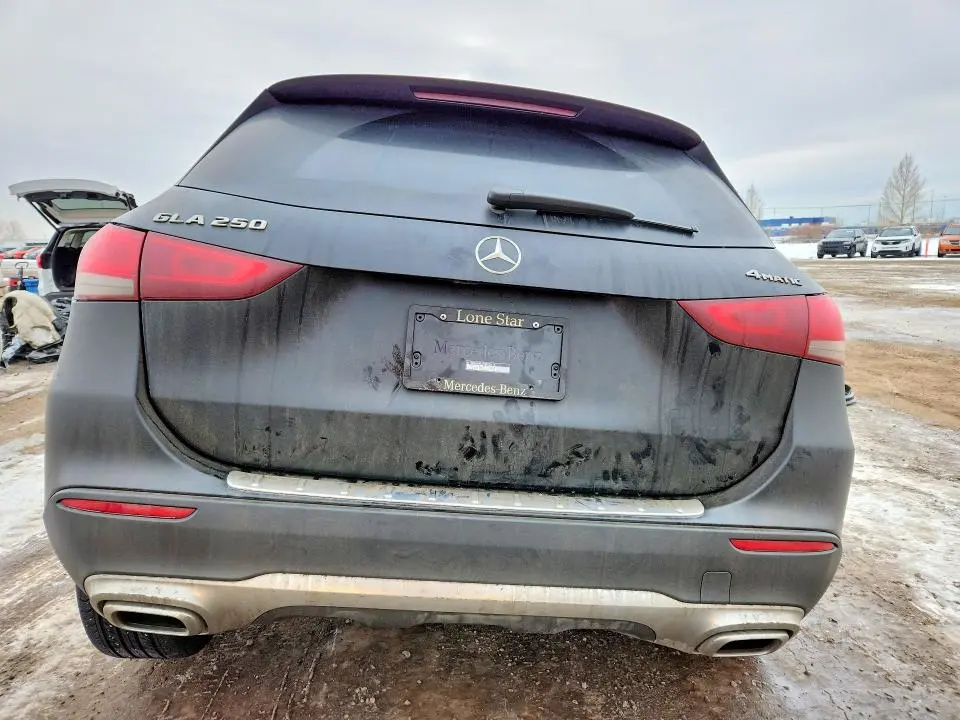 2022 MERCEDES-BENZ GLA 250 4MATIC  
