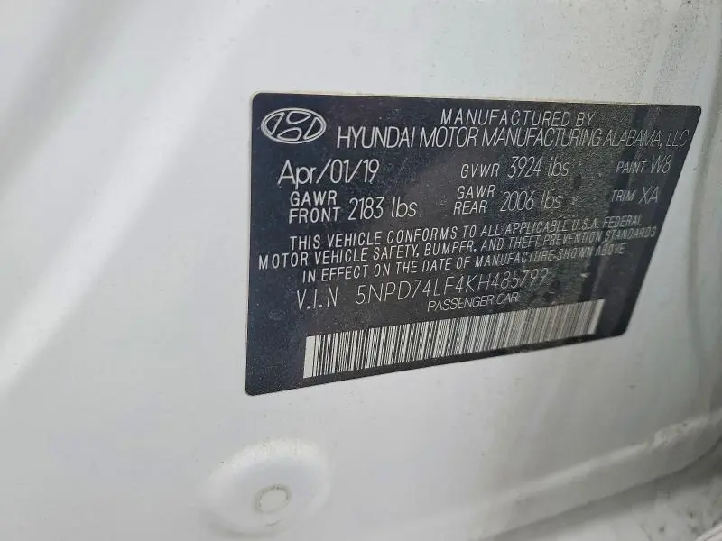 2019 HYUNDAI ELANTRA SE  