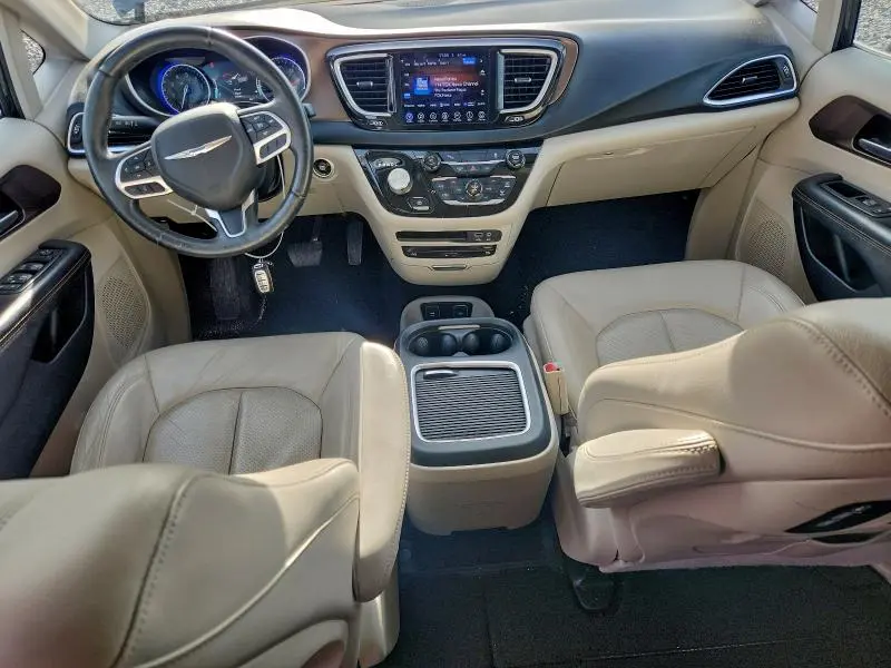 2017 CHRYSLER PACIFICA TOURING L PLUS  
