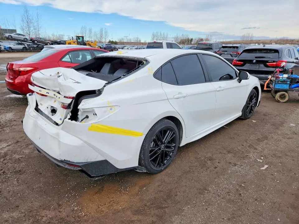 2025 TOYOTA CAMRY   
