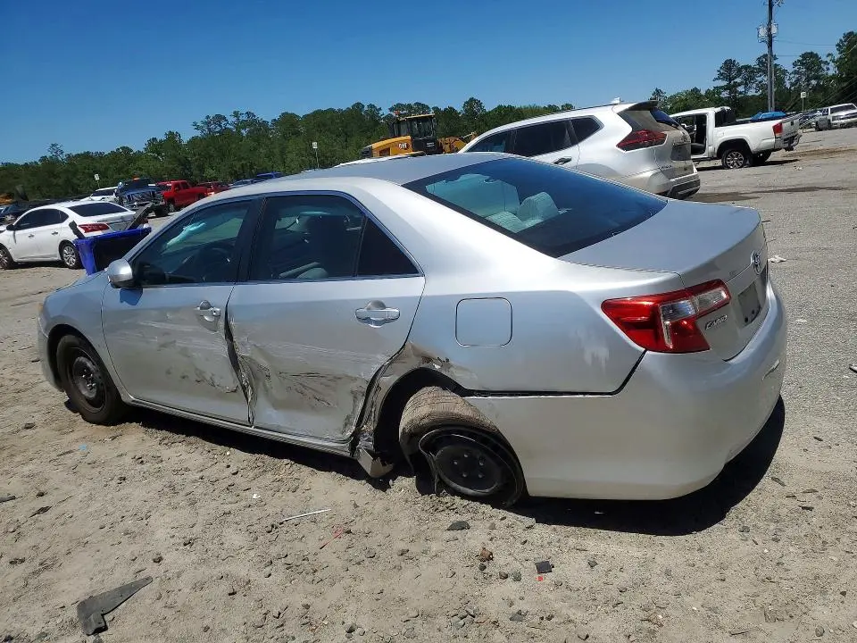 2013 TOYOTA CAMRY LE  