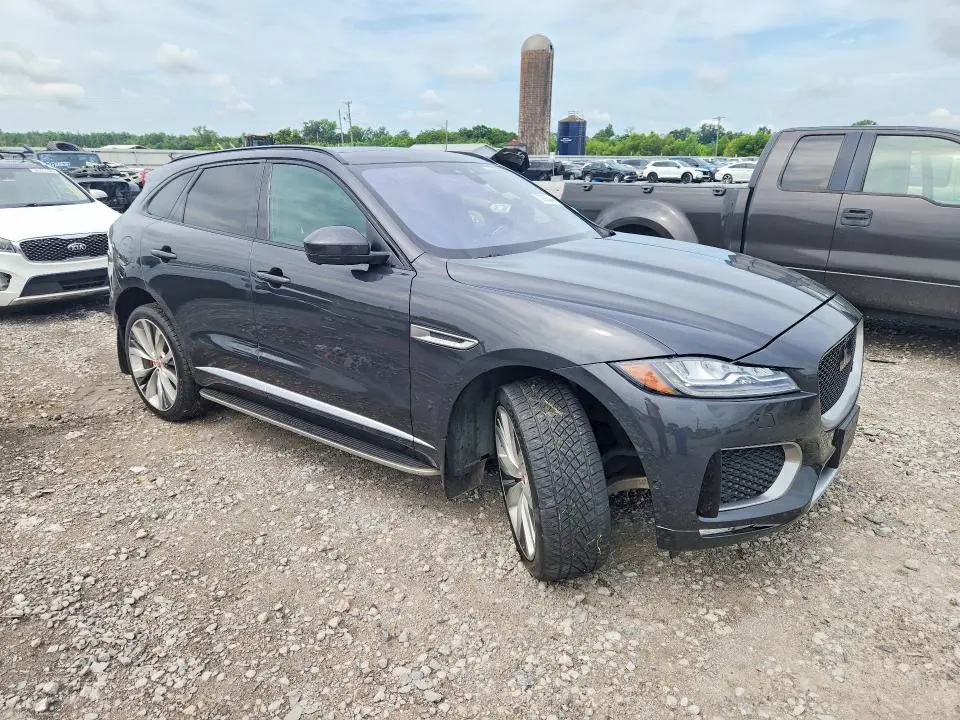 2017 JAGUAR F-PACE S  