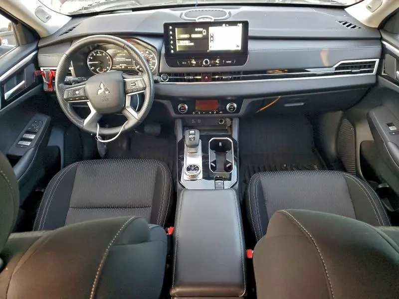 2025 MITSUBISHI OUTLANDER ES  