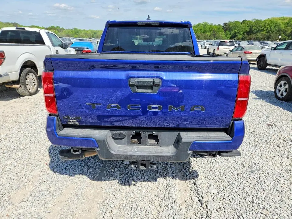 2024 TOYOTA TACOMA TRD SPORT  