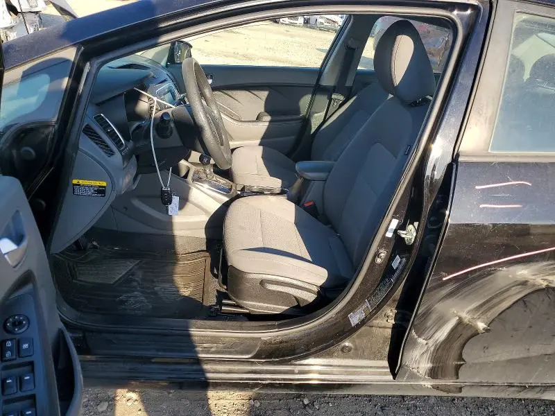2018 KIA FORTE LX  