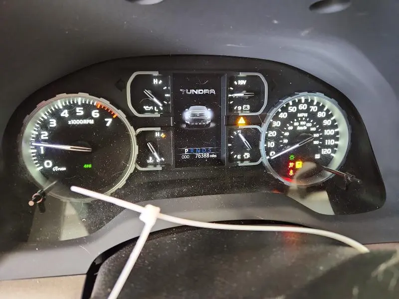 2020 TOYOTA TUNDRA SR5  