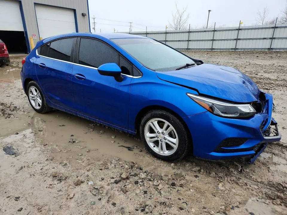 2017 CHEVROLET CRUZE LT  