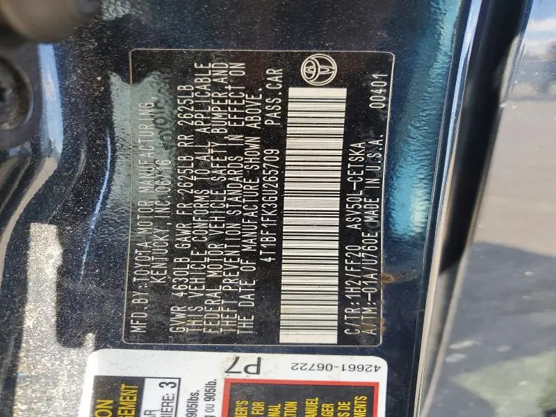 2016 TOYOTA CAMRY LE  