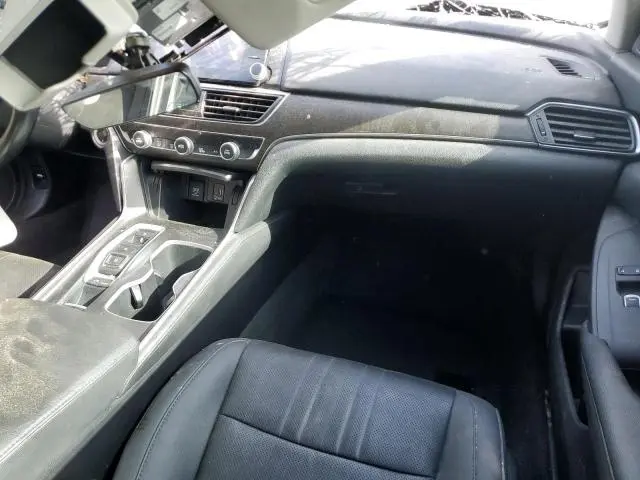 2020 HONDA ACCORD TOURING  