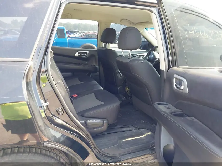 2018 NISSAN PATHFINDER SV
