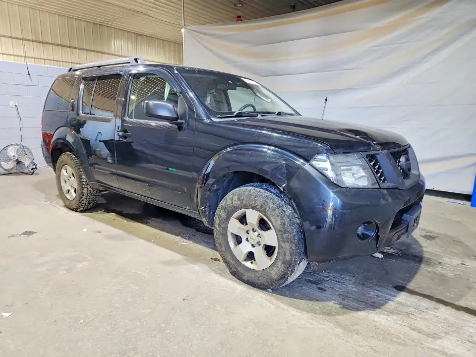 2012 NISSAN PATHFINDER S  