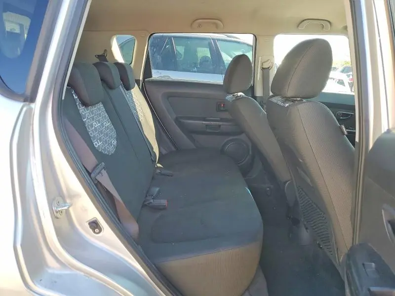 2010 KIA SOUL +  