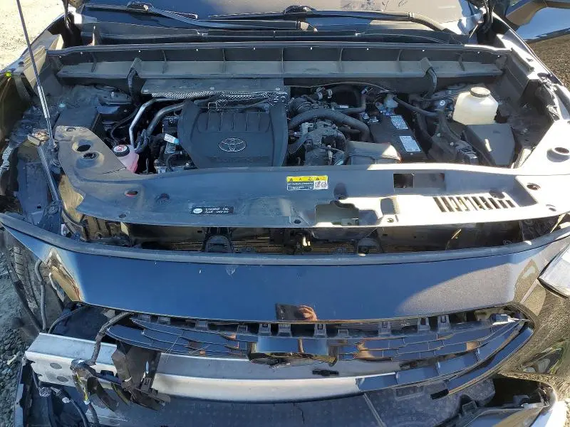 2024 TOYOTA HIGHLANDER XSE  