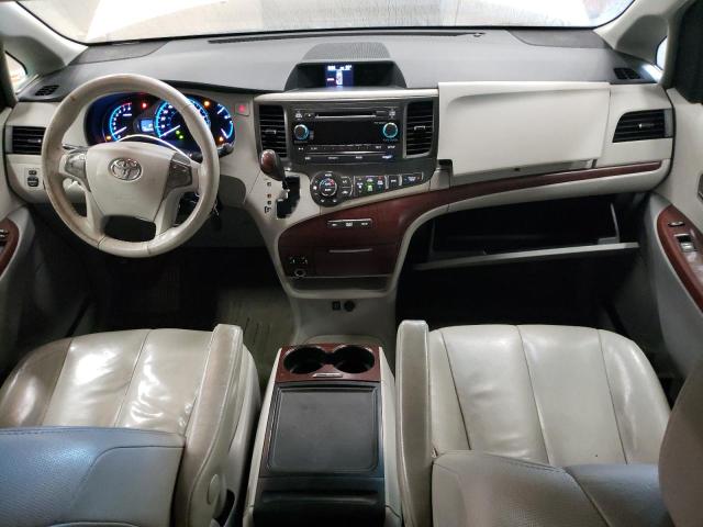 2013 TOYOTA SIENNA XLE