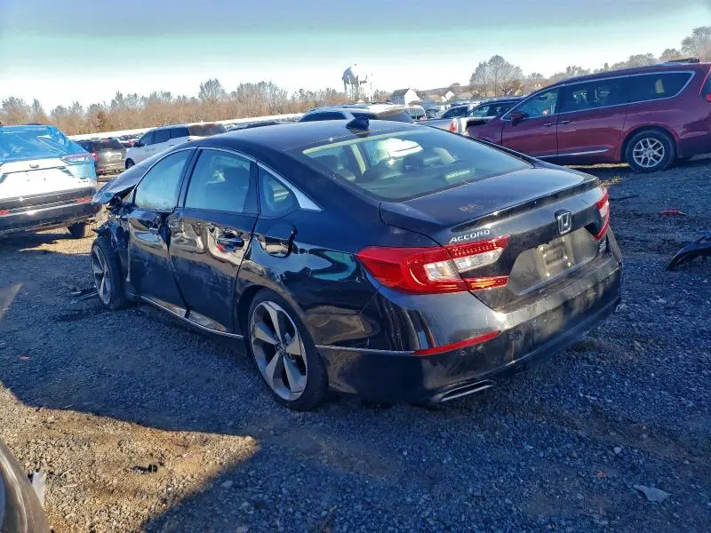 2019 HONDA ACCORD TOURING  
