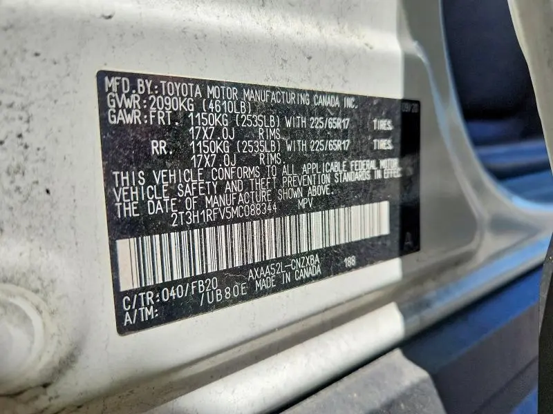 2021 TOYOTA RAV4 LE  