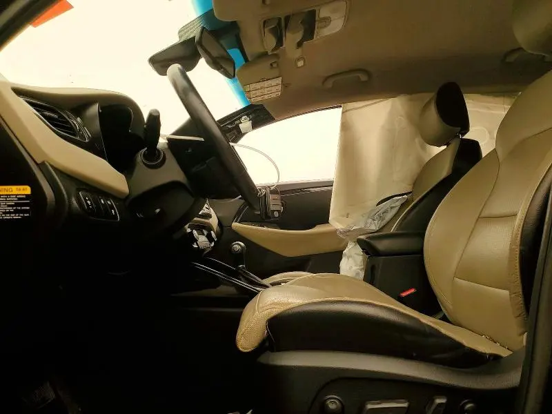 2015 KIA RONDO   