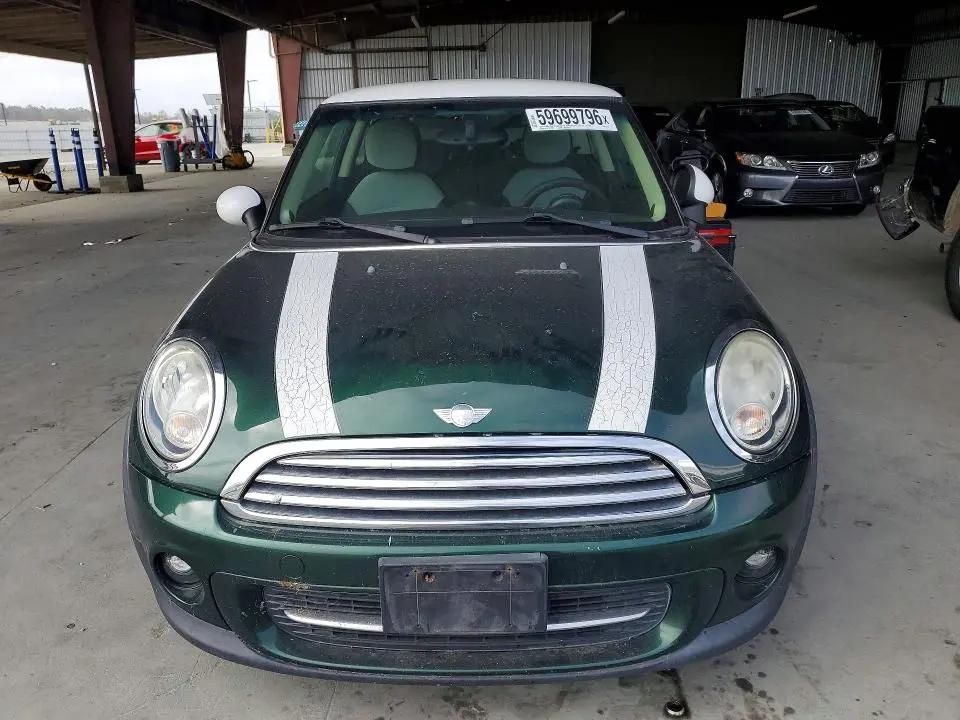 2012 MINI COOPER   