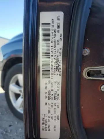 2015 RAM 1500 SLT  