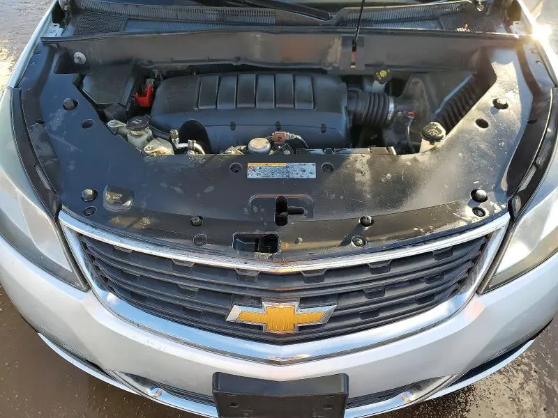 2017 CHEVROLET TRAVERSE LS  